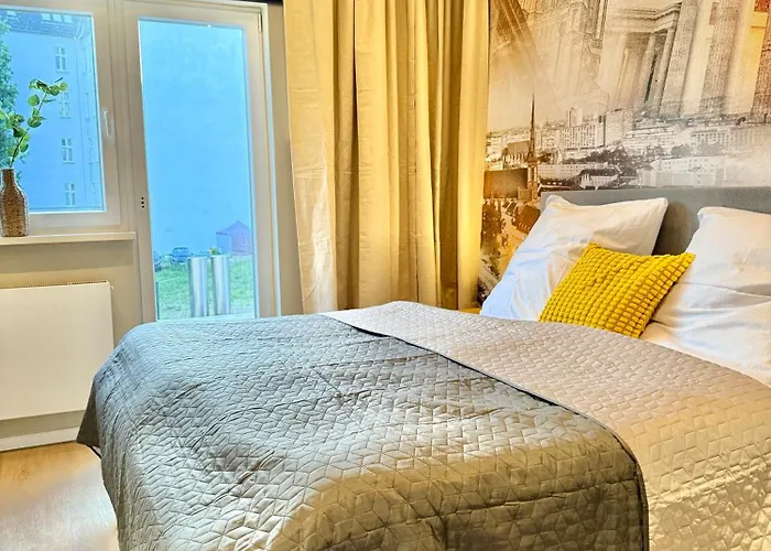 Lichtdurchflutetes Design-apartment U39-1 Apartment *